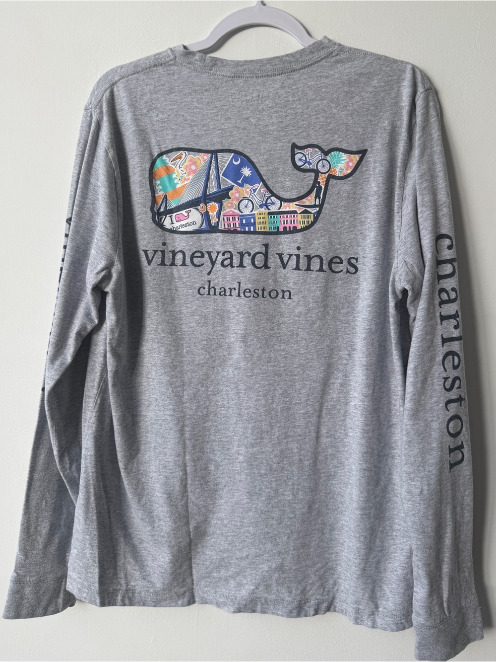 Vineyard Vines Charleston Rainbow Row Long Sleeve Tee Women’s Medium